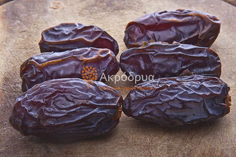 Dates Royal Imported